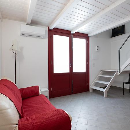 Woodenloft14 Apartment คาตาเนีย ภายนอก รูปภาพ