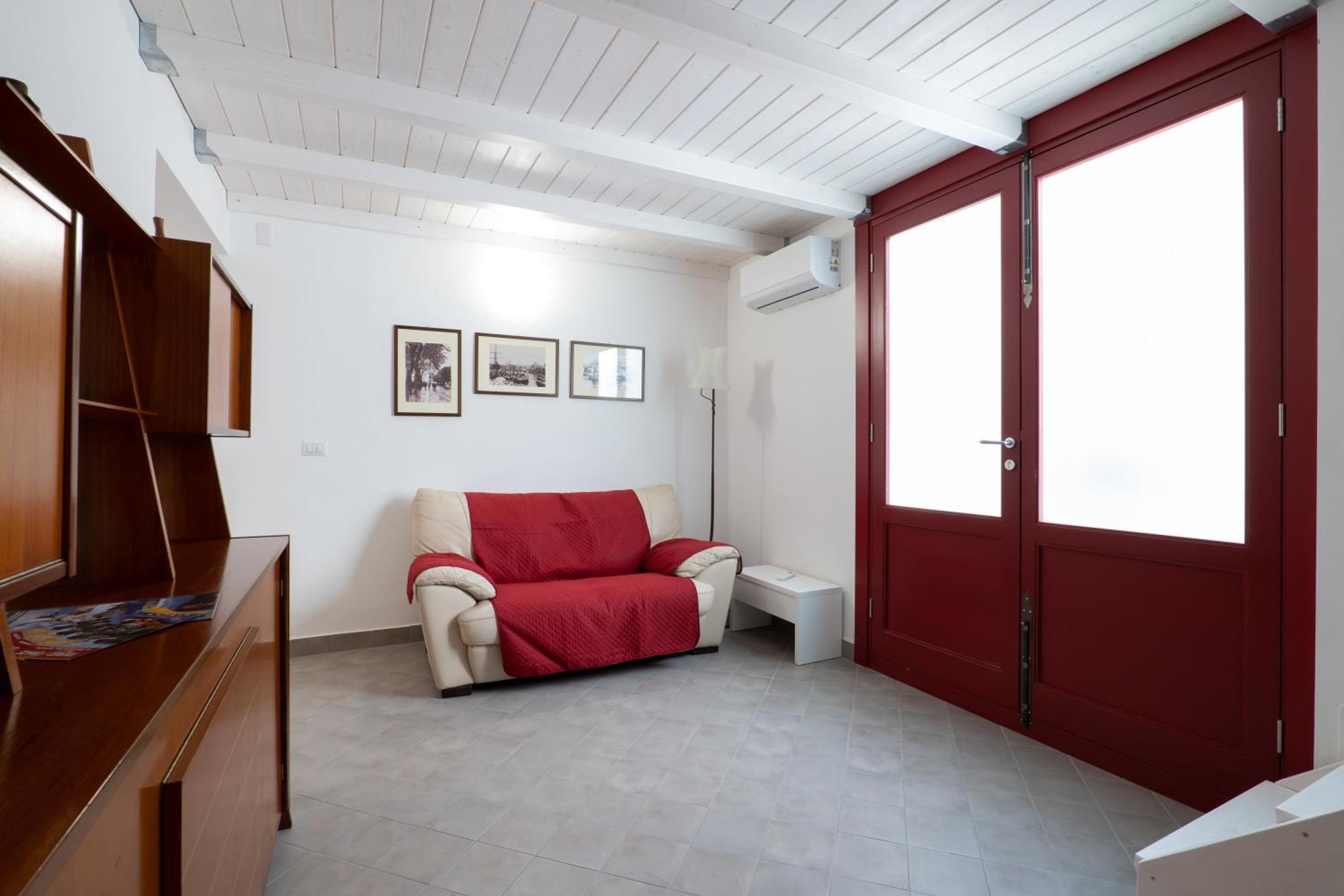 Woodenloft14 Apartment คาตาเนีย ภายนอก รูปภาพ