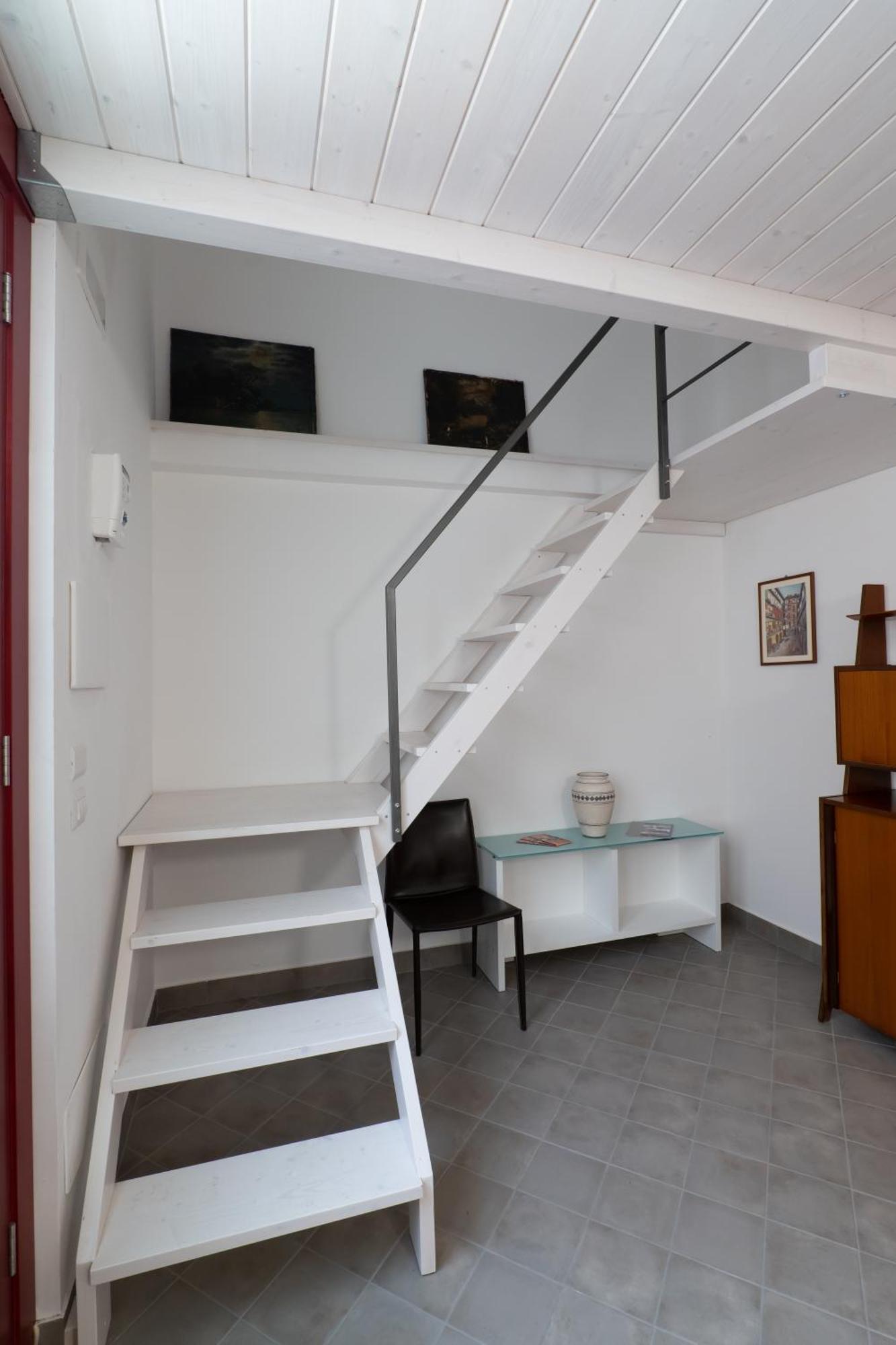Woodenloft14 Apartment คาตาเนีย ภายนอก รูปภาพ